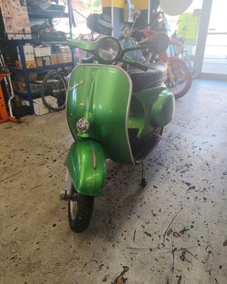 vespa r