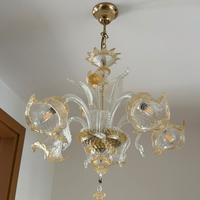 Lampadario di murano oro