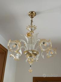 Lampadario di murano oro
