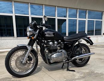 Triumph Bonneville - 2002