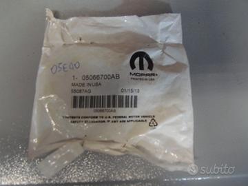 05066700AB cuffia Dodge Durango 2005-2007