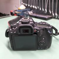 Canon EOS 90d 