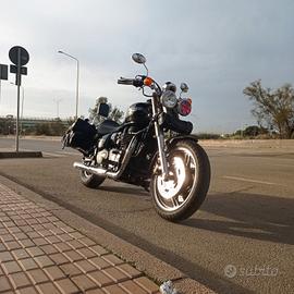 Triumph Speedmaster 900