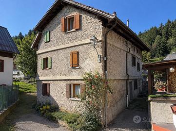 RUSTICO A FORNI AVOLTRI