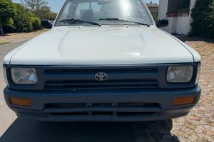 Toyota Hilux 2.4 diesel Pick-up