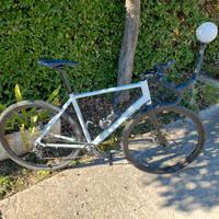 triban Rc120 gravel cross tg 56 L