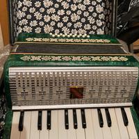 Fisarmonica piccola antica Russa del 1985