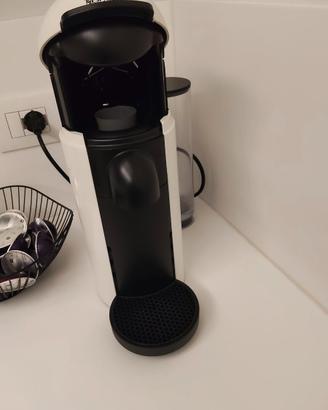 Macchina caffè Nespresso vertuo