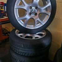 Cerchi e gomme estive da 16 Alfa Romeo MiTo