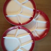 Tre Piatti in Ceramica a 6 Scomparti per Antipasti
