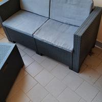 divanetto con poltrone da esterno 