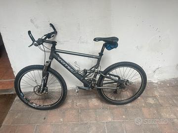 MTB full suspended Votec M6 – freni a disco, Fox