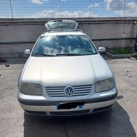 RICAMBI USATI AUTO VOLKSWAGEN Bora Berlina AUS Bif