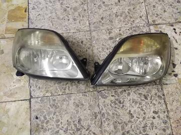 Fanali anteriori Renault Scenic
