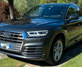 Audi Q5 quattro s-tronic 190cv