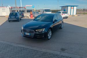 Audi A4 Avant S Tronic 2.0 TDI 190 CV 