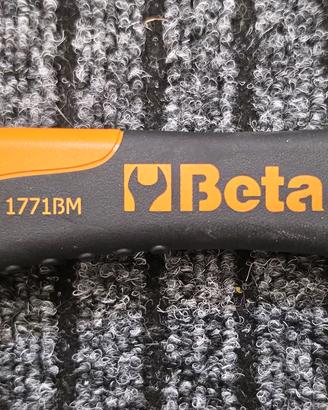 CUTTER BETA 1771 M