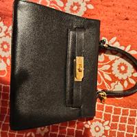 Borsa da donna in vera pelle nera,