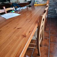 Tavolo in legno massello