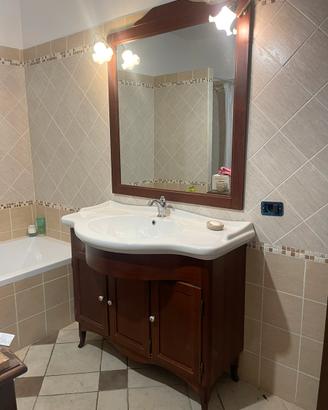 Mobile bagno completo di tutto