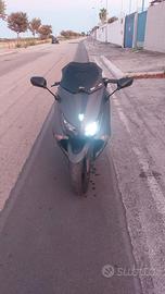 Yamaha tmax 530