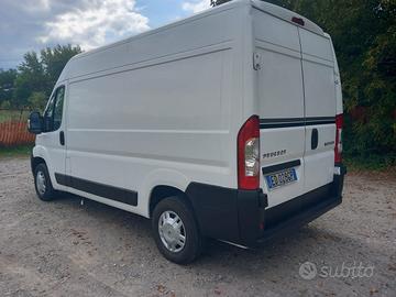 Peugeot Boxer 2.2