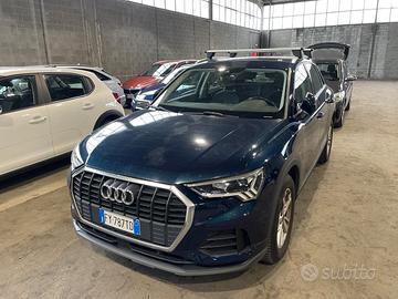 Audi Q3 35 TDI S tronic Business