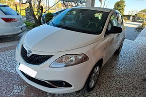 Lancia Ypsilon 1.2 69cv Gold