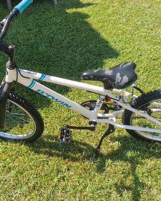 Bicicletta Btwin Racing Boy 300