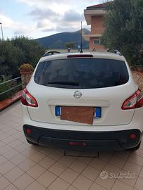 NISSAN   QASHQAI   4x4
