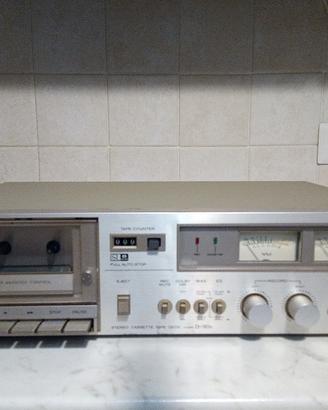 Hitachi D-30S Stereo Cassette Deck-leggi