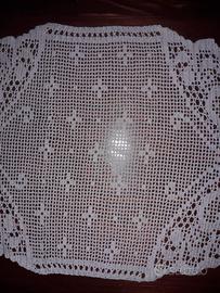 Centrino all'uncinetto fatto a mano