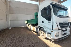 IVECO STRALIS 500 – 3 ASSI – MOTRICE SCARRABILE CO