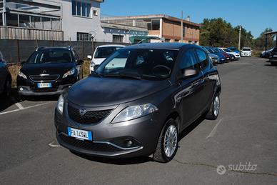 LANCIA YPSILON 0.9 84 CV BENZ/METANO