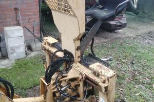 Retroescavatore per trattore