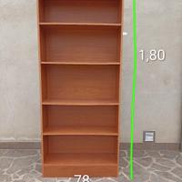 scaffale in legno 
