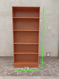scaffale in legno 