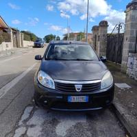 DACIA SANDERO 1.4 GPL LAUREATE