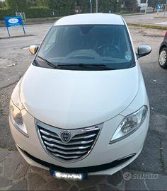 LANCIA Y BENZINA e METANO YOU&MY 