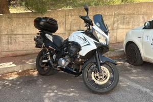 Suzuki V-strom DL 1000