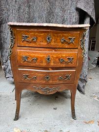 Comoncino stile Luigi XV