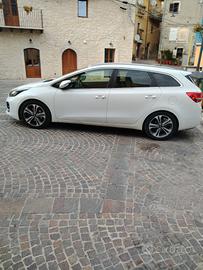 kia ceed station wagon 