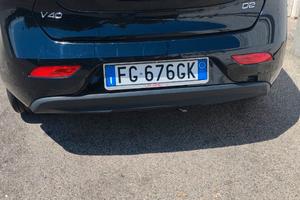 Auto Volvo V40