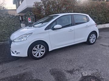 Peugeot 208 1.2 VTi 82 CV 5 porte Allure