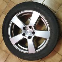 Cerchi in lega con gomma 215/55 r17