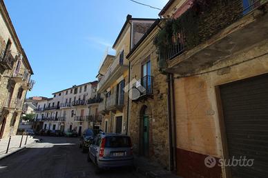 RUSTICO A OGLIASTRO CILENTO