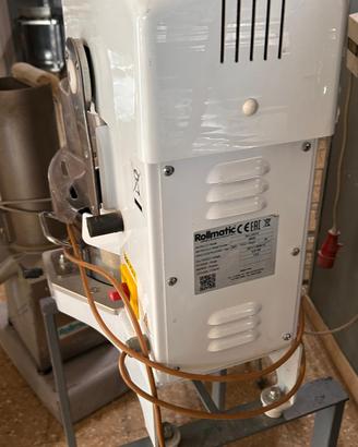 Impastatrice Plenetaria Rollmatic BULLino12