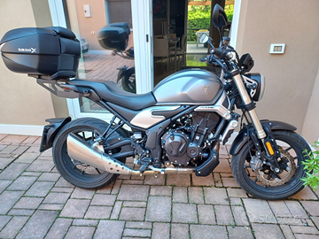 Voge trofeo ac 500 scrambler