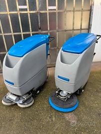 Lavasciuga pavimenti a batteria