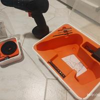 Trapano avvitatore Ikea Fixa con sega a tazza.